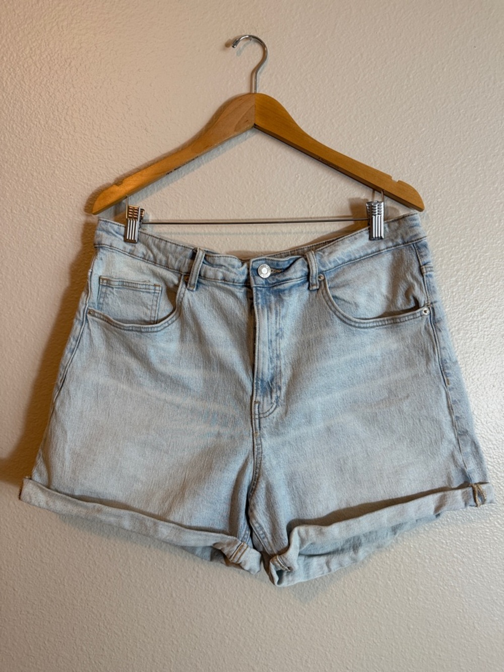 Zara Light Wash Denim Shorts High Rise Rolled Cuff Casual Mom Shorts SZ 14